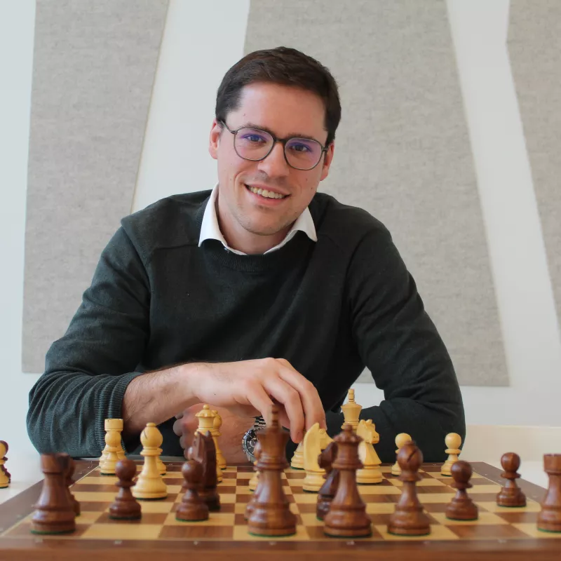 Colleague David Roos playing chess