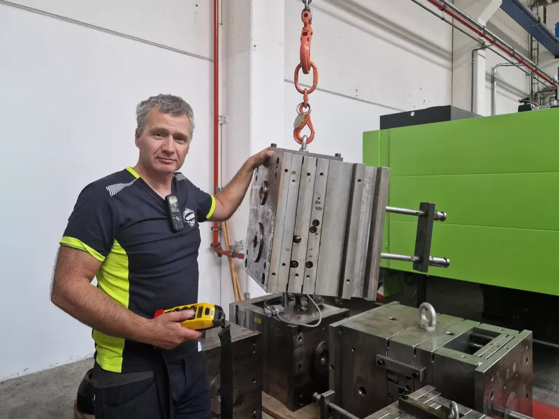 Steve Jooris in de productie van Bekina Indurub